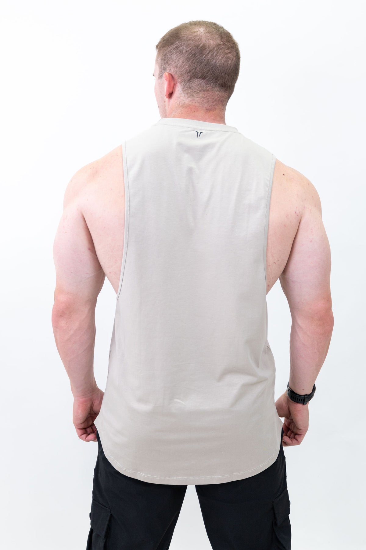 Apex Cutoff Tank