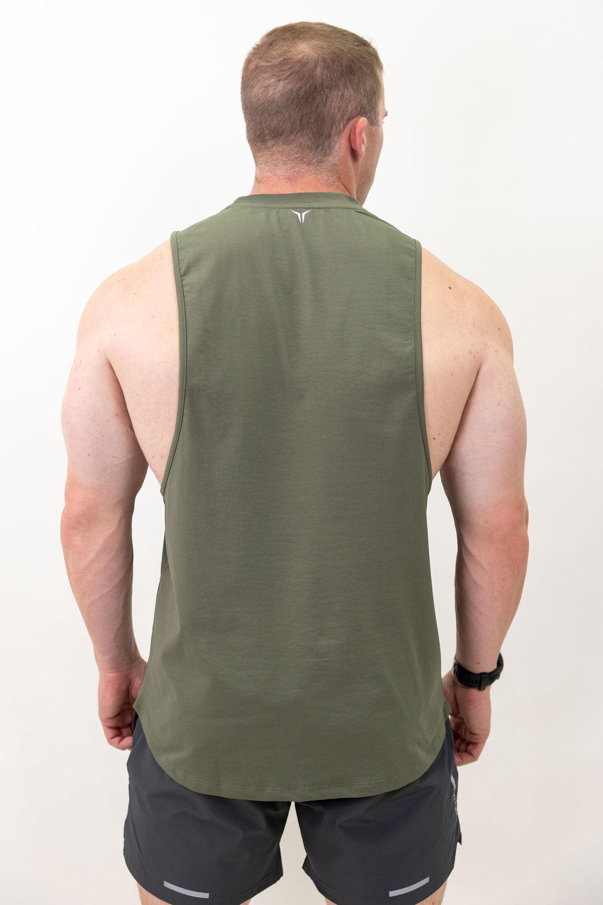 Flex Arm Tank