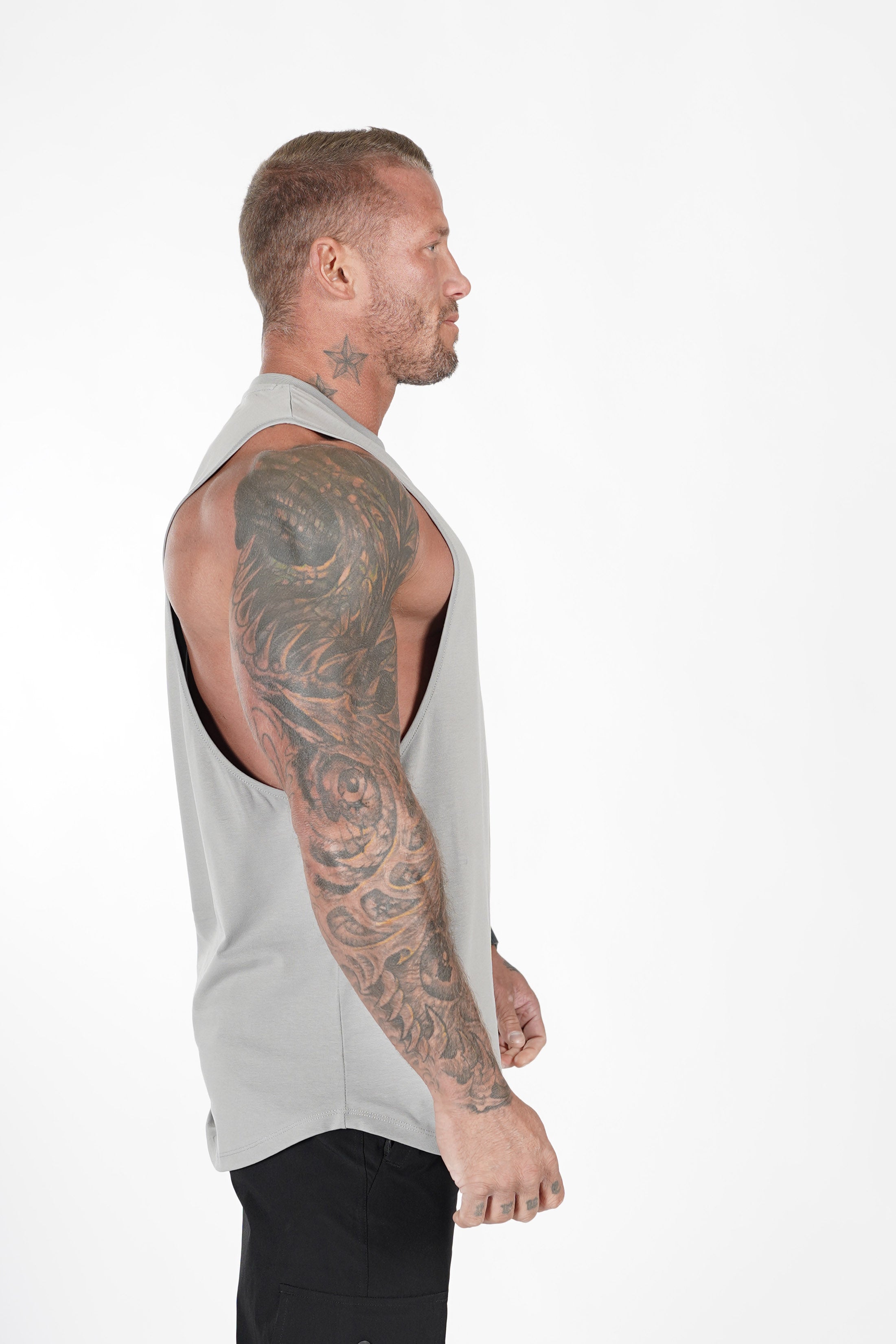 Apex Cutoff Tank