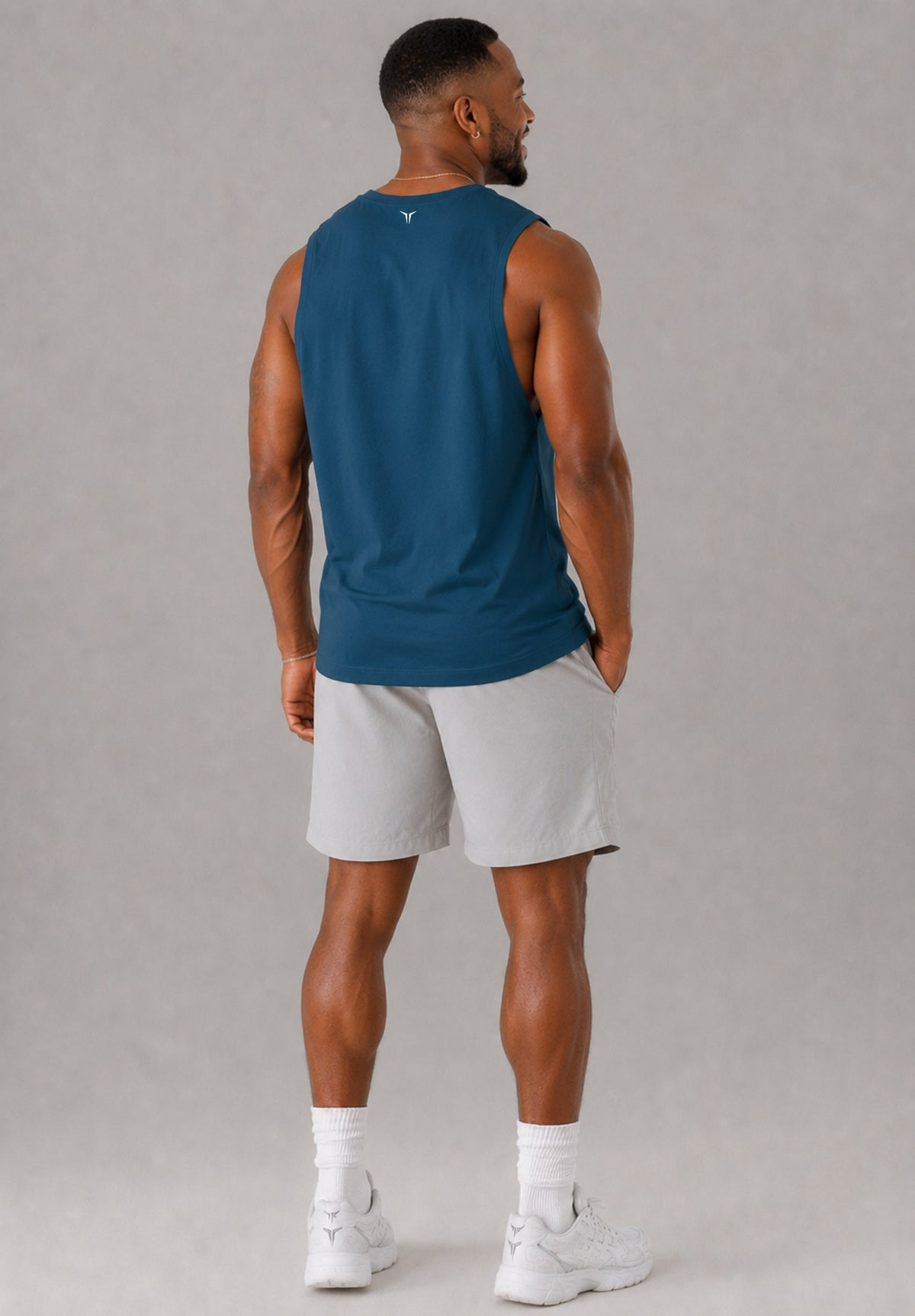 Flex Arm Tank