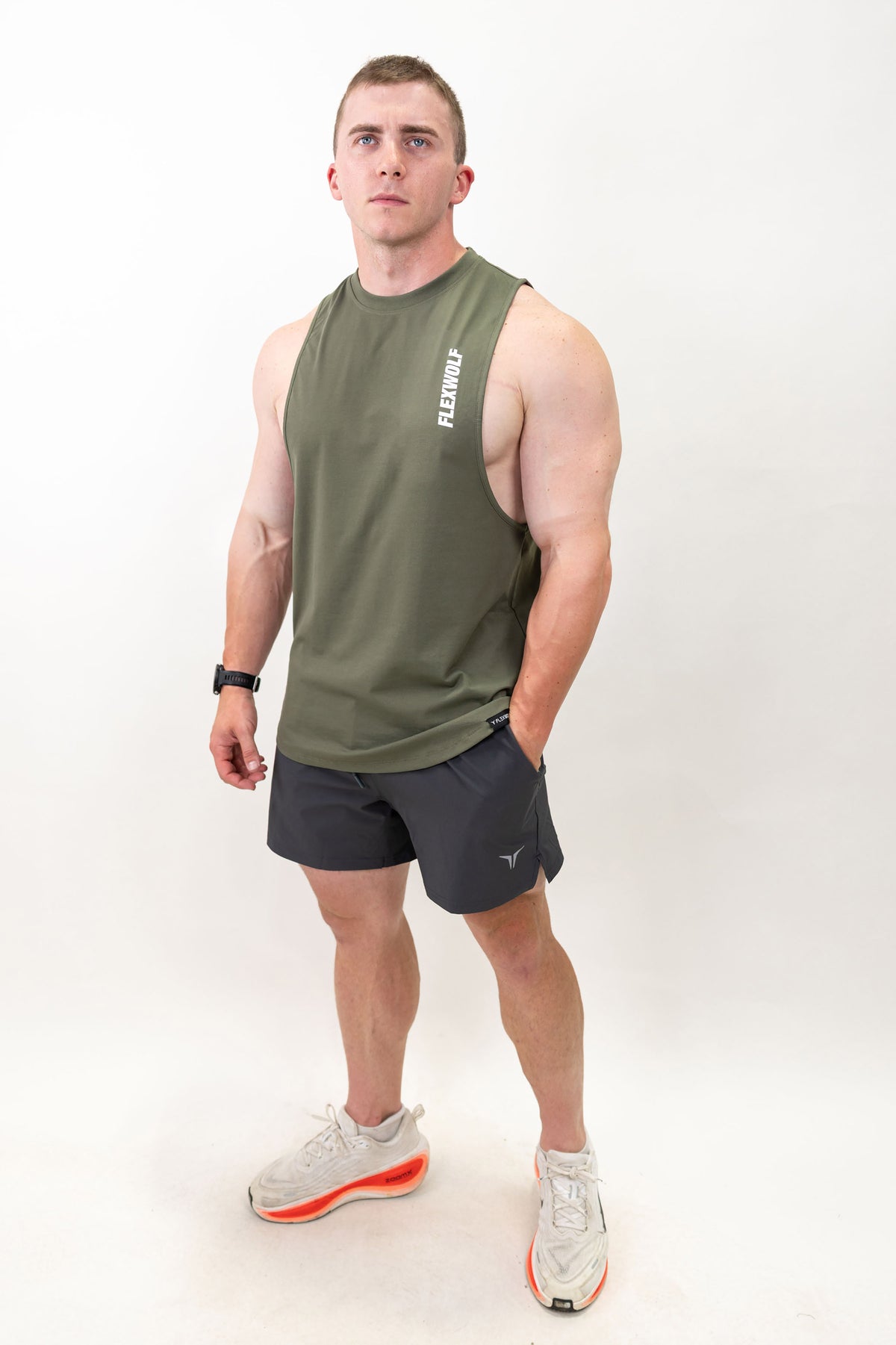 Flex Arm Tank