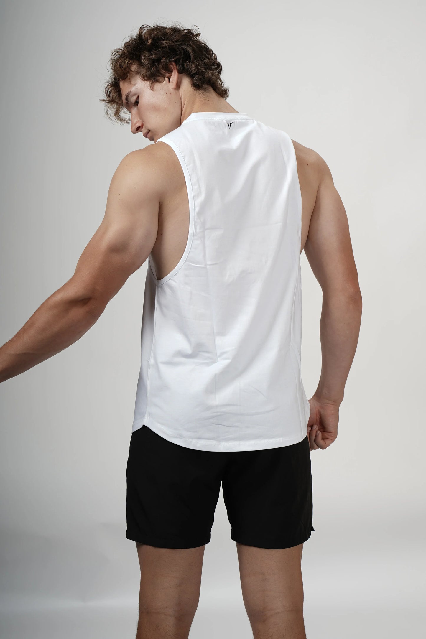 Flex Arm Tank