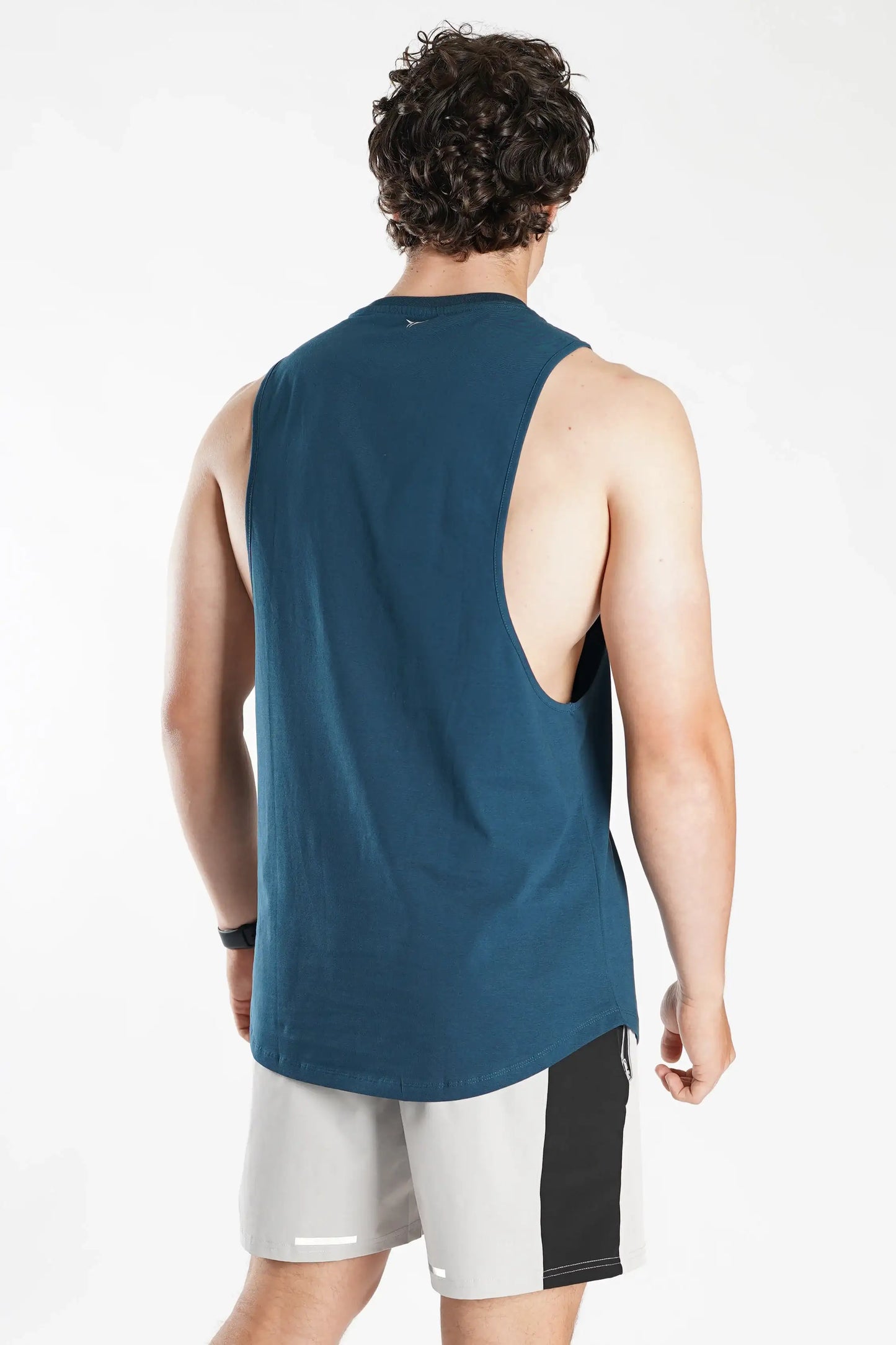 Apex Cutoff Tank