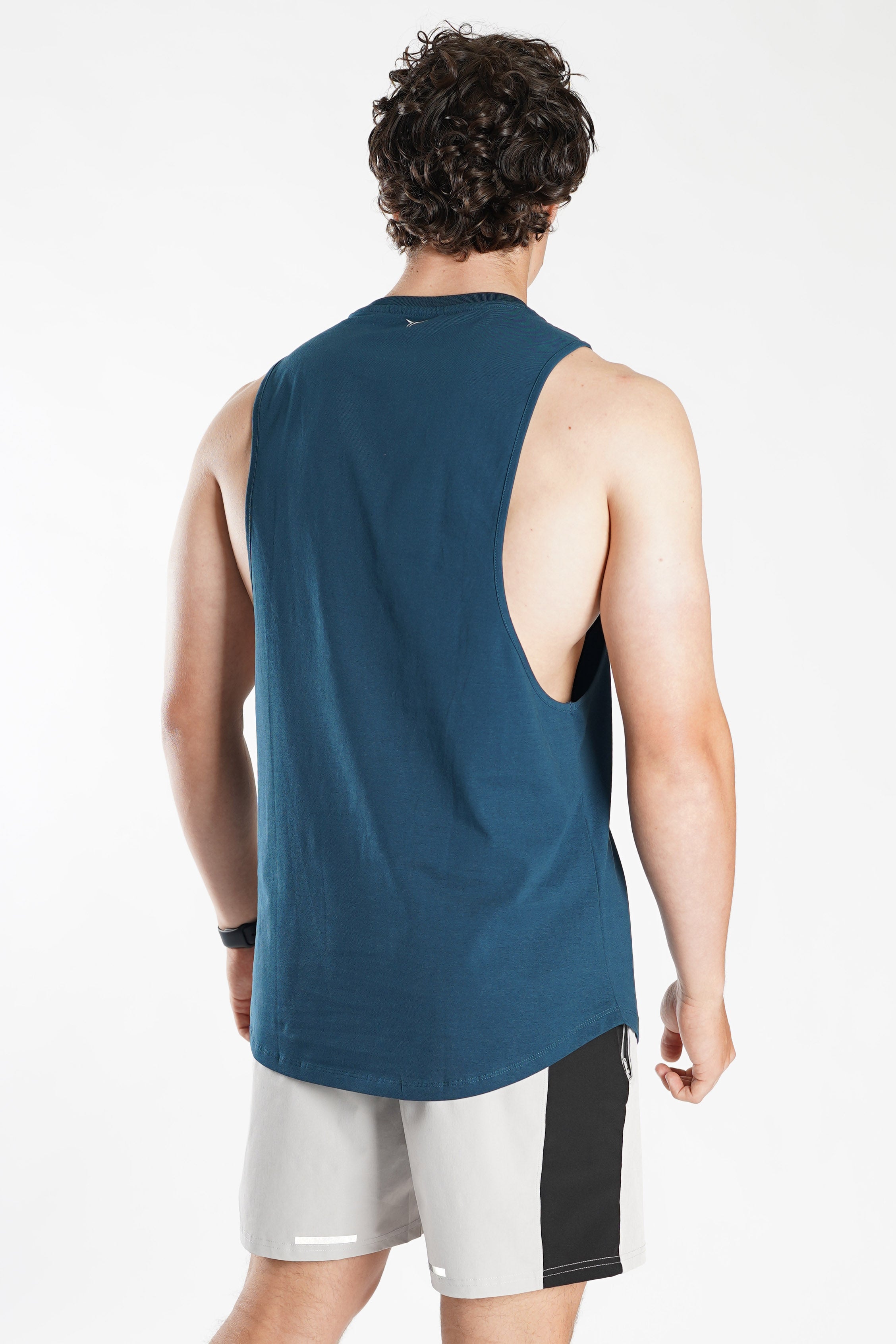 Apex Cutoff Tank