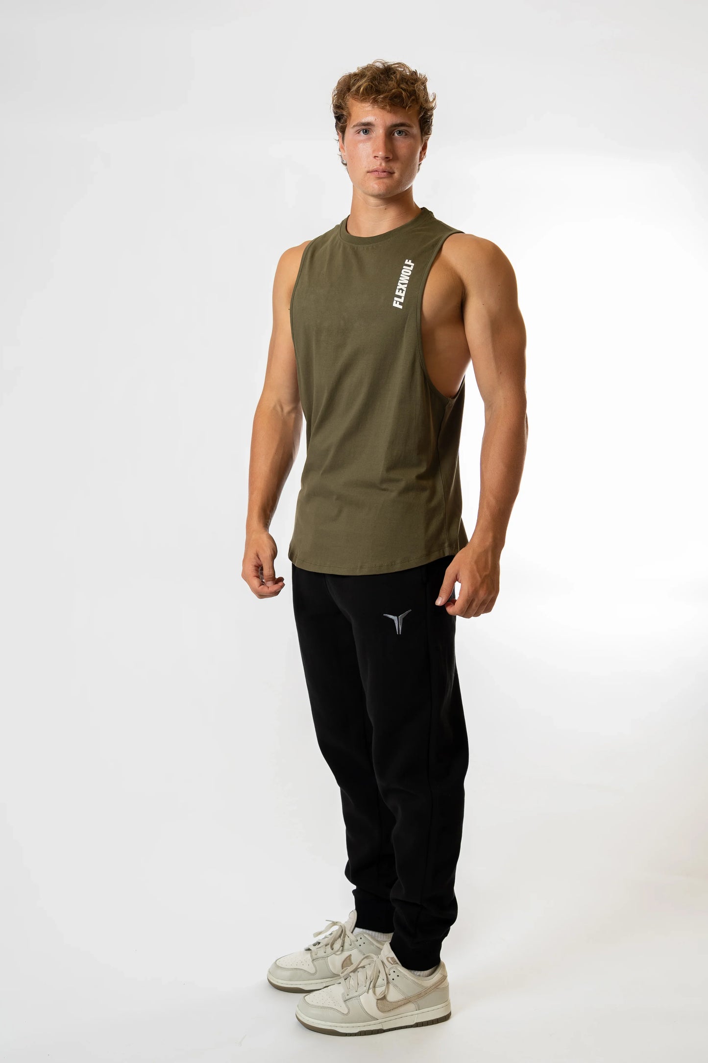 Flex Arm Tank
