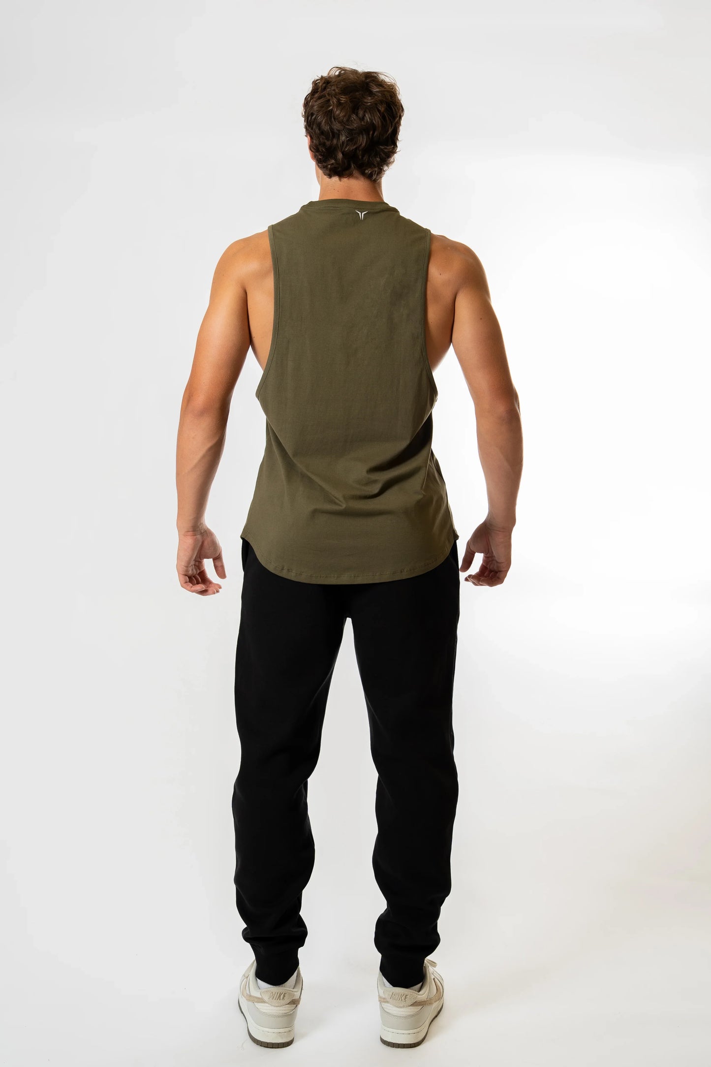 Flex Arm Tank