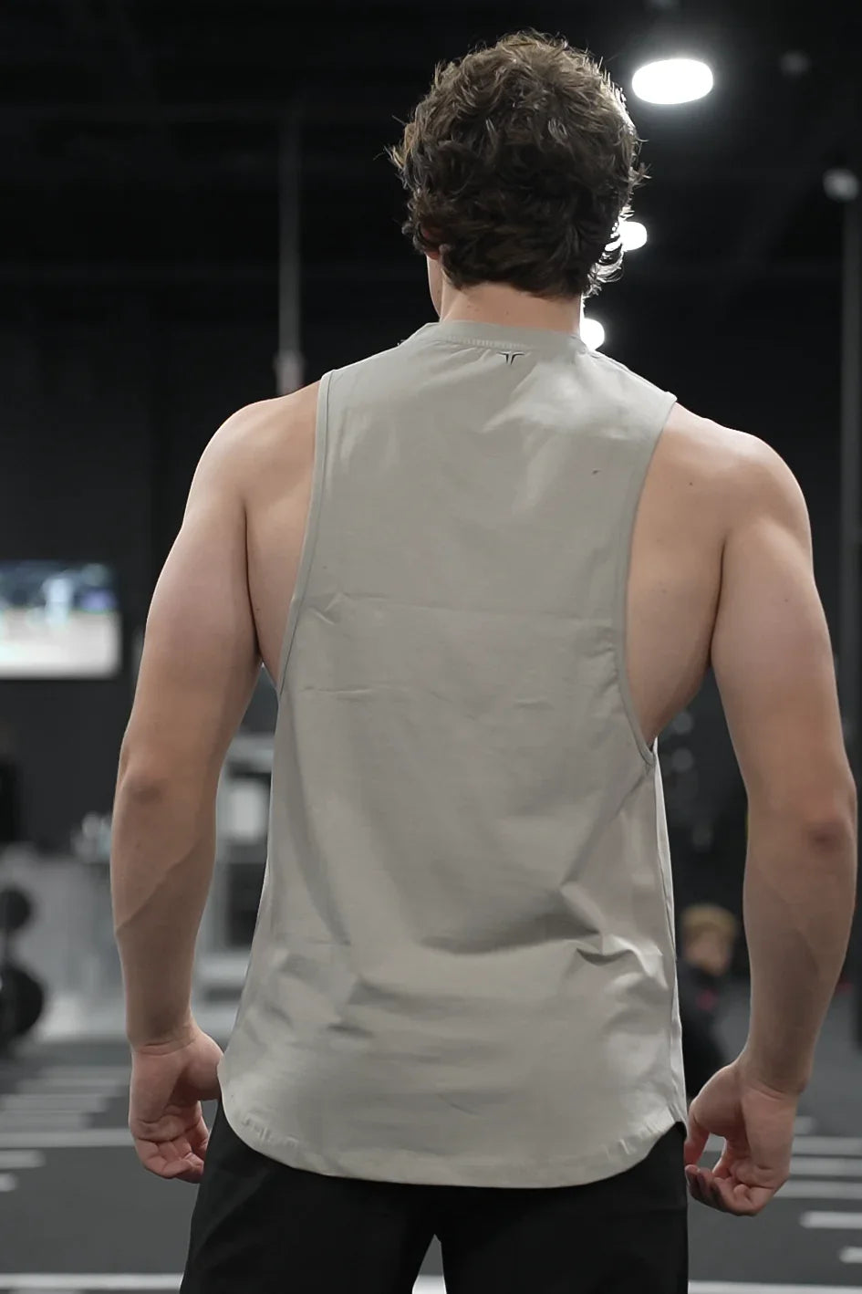Flex Arm Tank