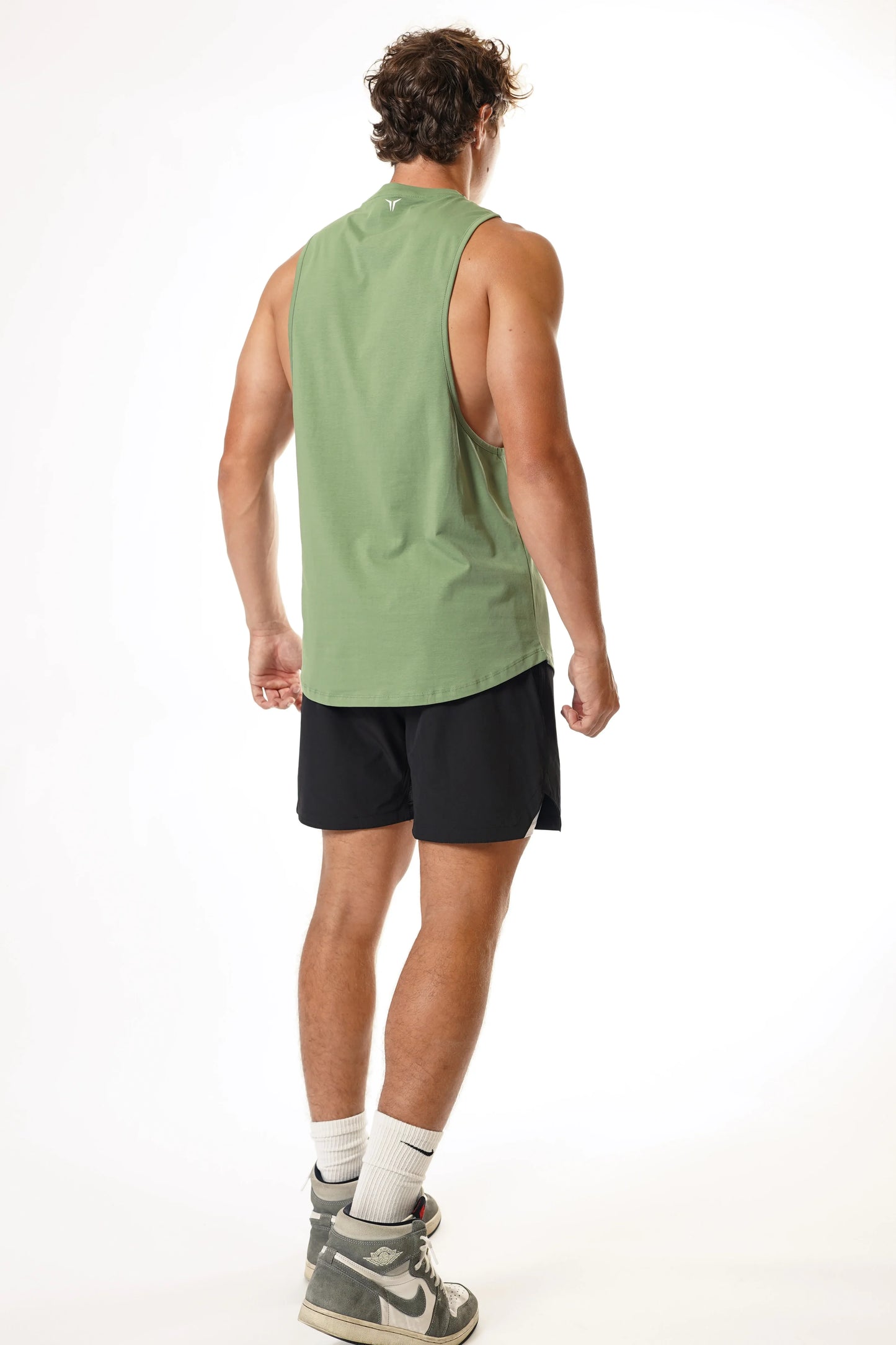 Flex Arm Tank