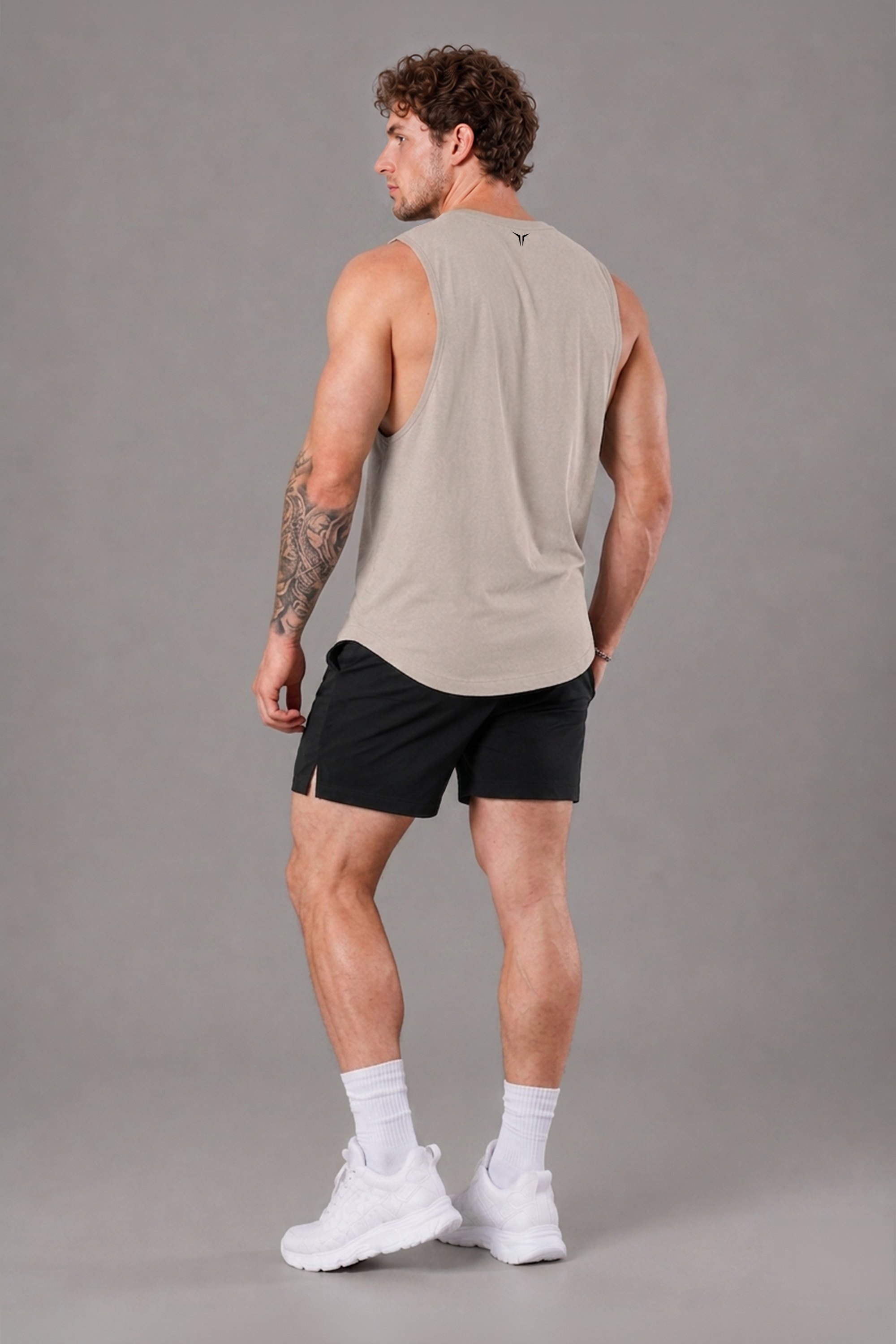 Flex Arm Tank