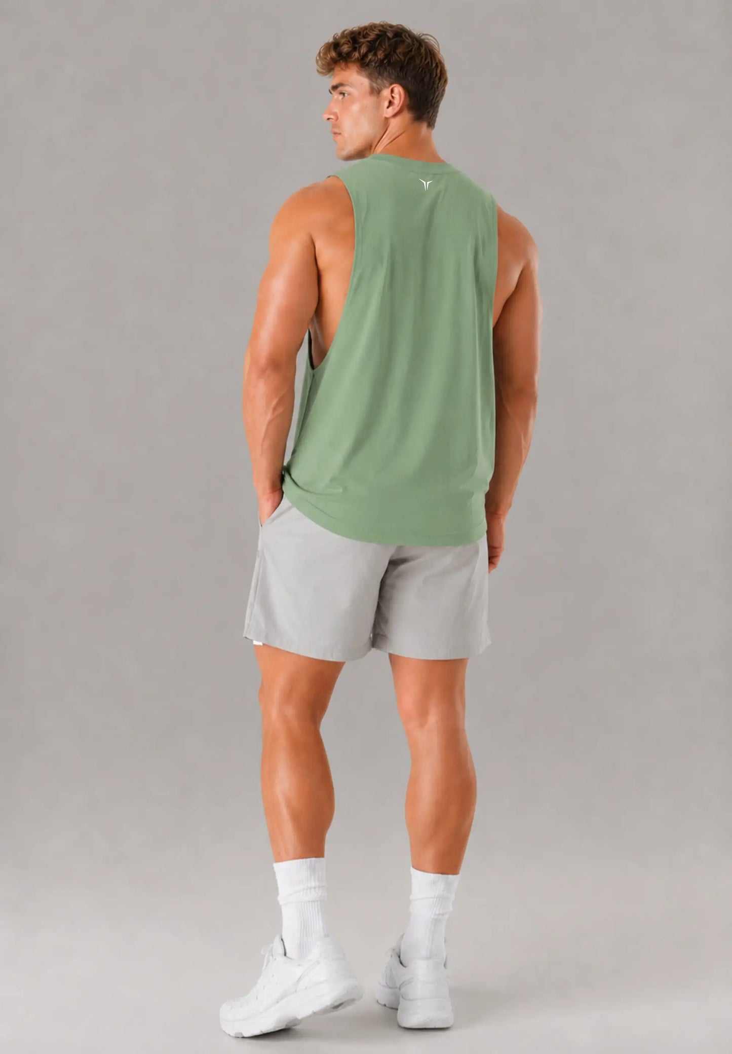 Flex Arm Tank