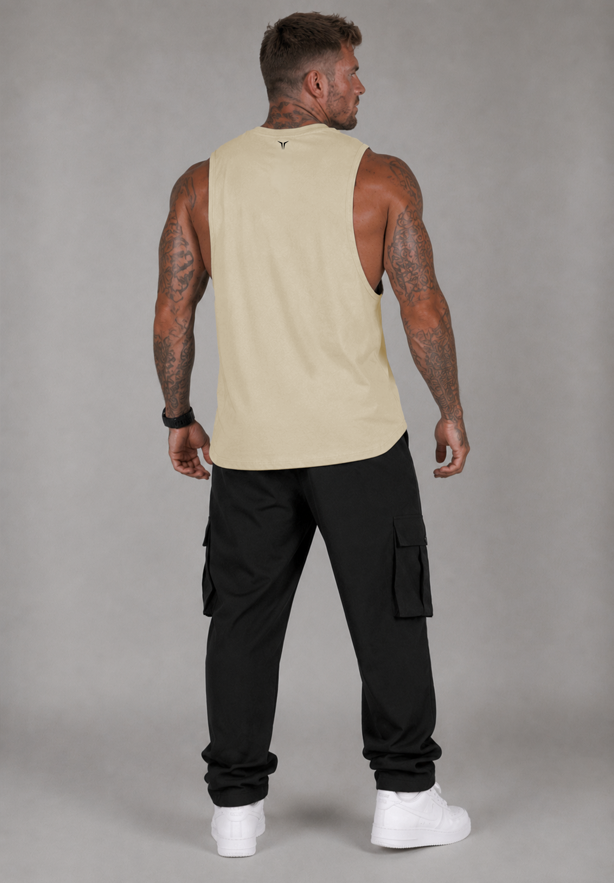 Flex Arm Tank